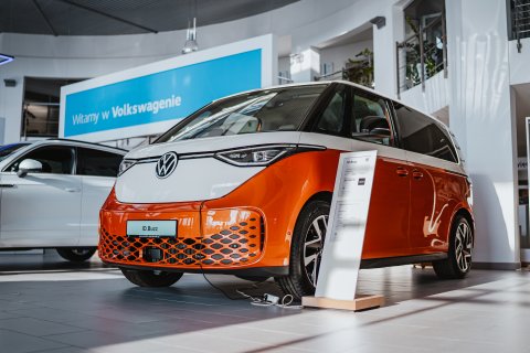 ID Buzz teraz z rabatem 23%🍂 - 5