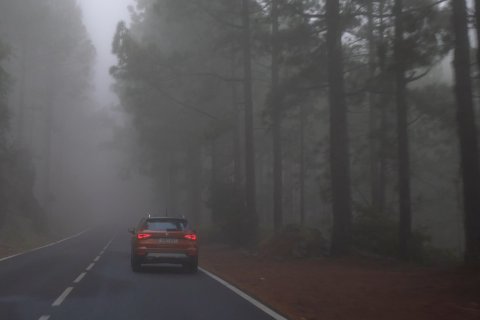 Jesienne wyzwania na drodze – jak sobie z nimi poradzić? - 3