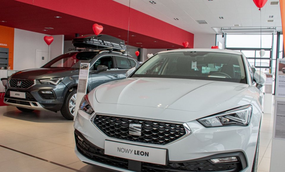 Walentynki w salonie SEAT! Do zdobycia Voucher prezentowy!
