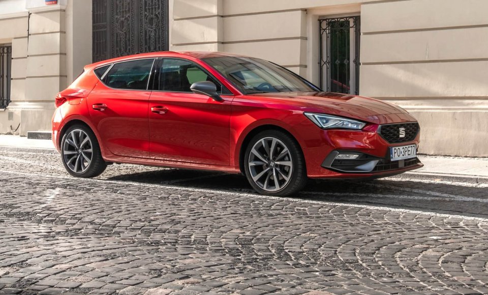 JAK CZĘSTO NALEŻY WYMIENIAĆ PIÓRA WYCIERACZEK?