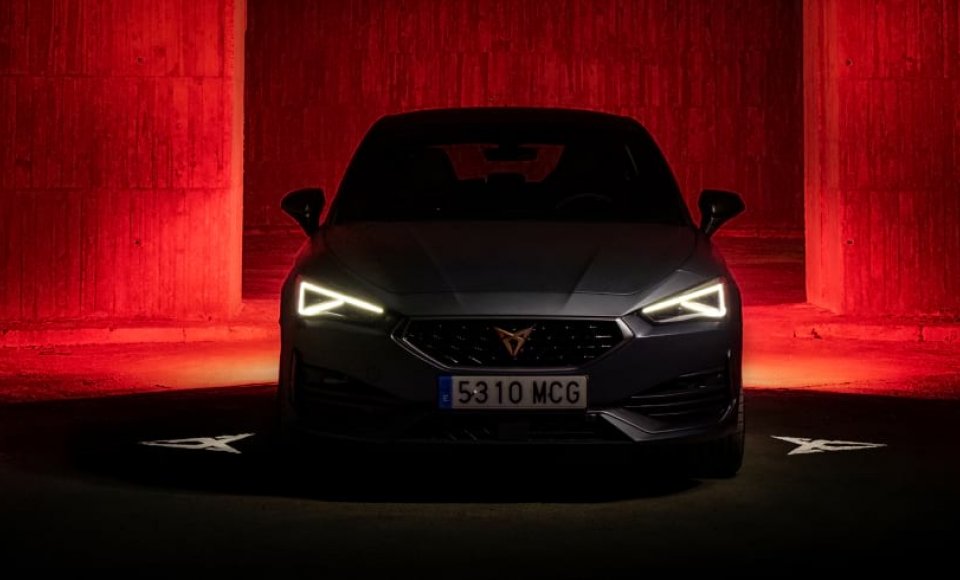 CUPRA Leon z nowym silnikiem eTSI 150 KM DSG: osiągi, technologia i wydajność